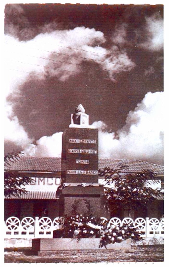 ASSI BOU NIF MONUMENTS AUX MORTS.JPG